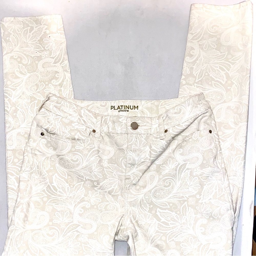 Chico's Cream Tonal Paisley Girlfriend Pants